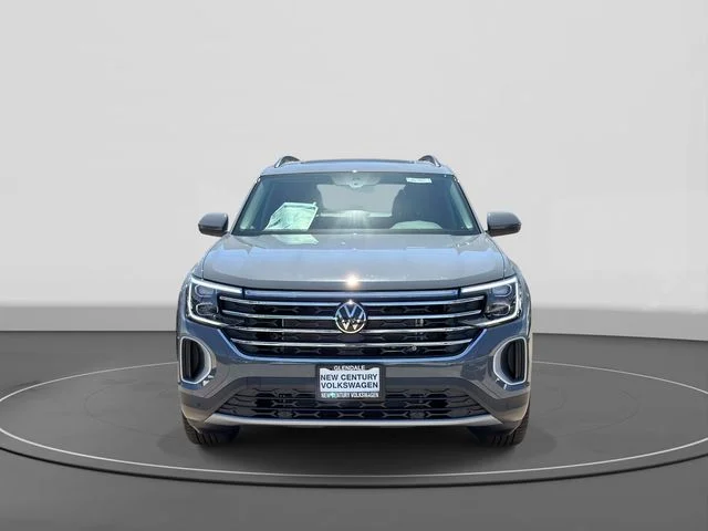 2026 Volkswagen Atlas photo 2