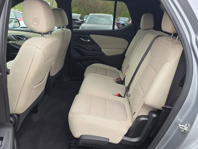 2023 Chevrolet Traverse LS - Photo 30