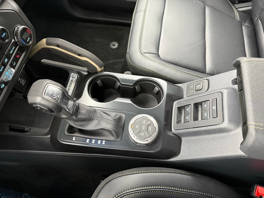 New 2026 Blue Ford Badlands image 37