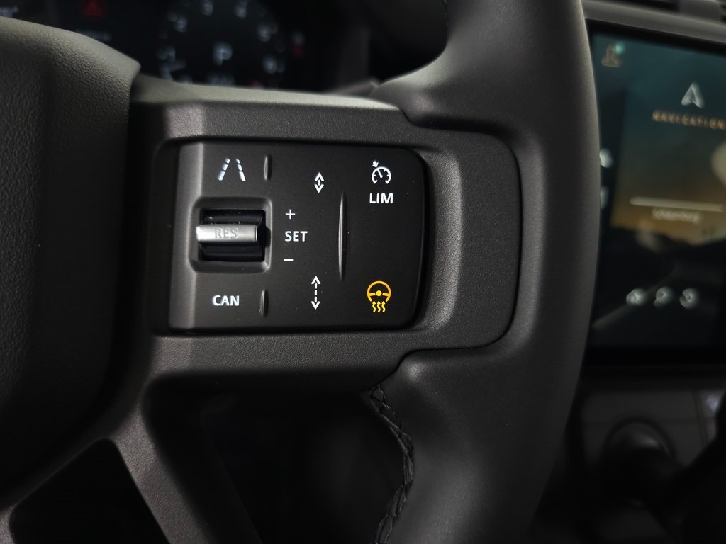2026 LAND ROVER DEFENDER - Image 18