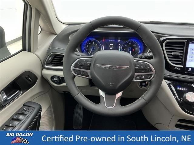 Used 2023 Silver Mist Clearcoat Chrysler Touring L image 20