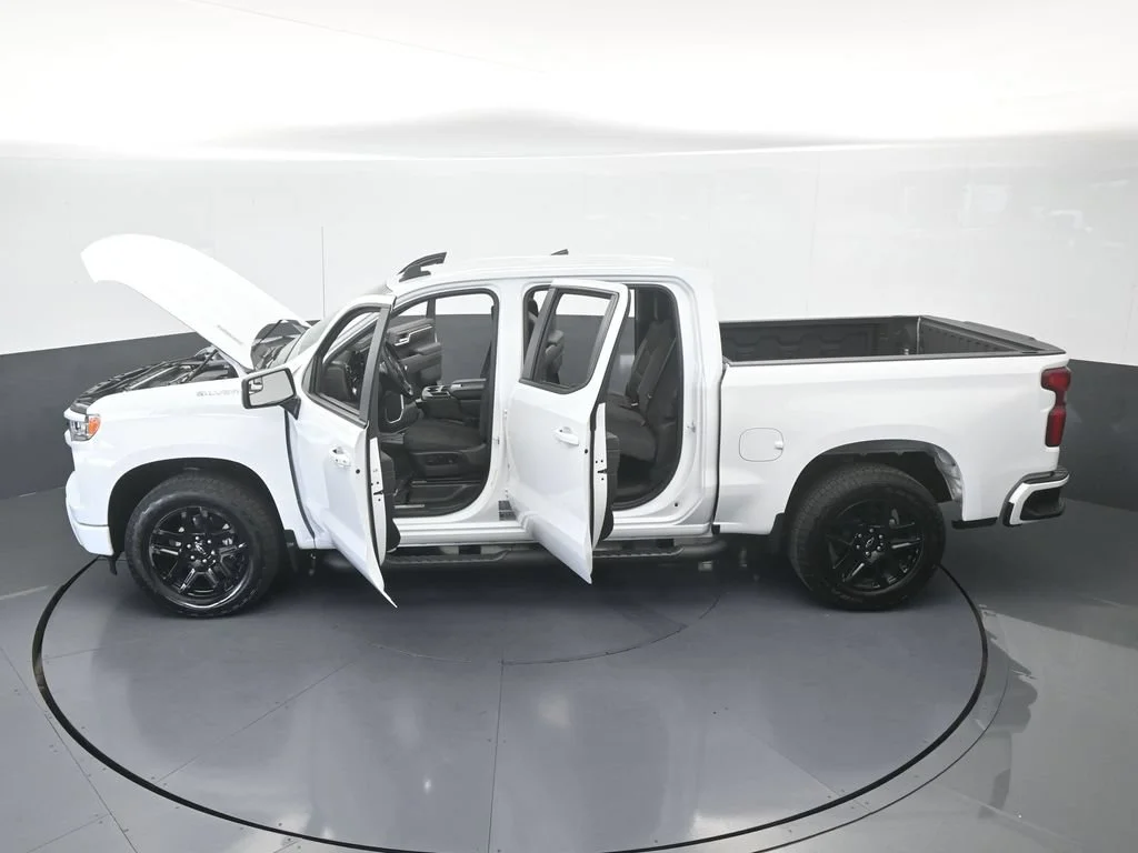 Used 2026 Summit White Chevrolet RST image 61
