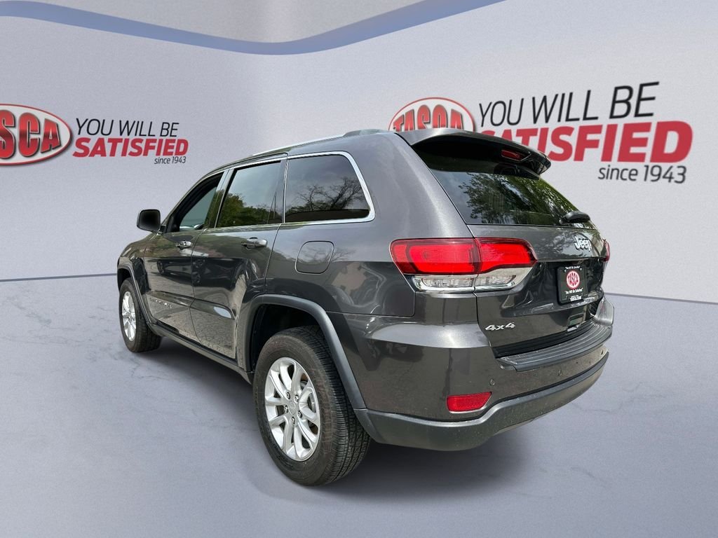Used 2021 Gray Jeep Laredo E image 4