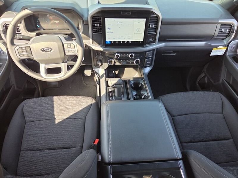 New 2026 Antimatter Blue Metallic Ford XLT image 9