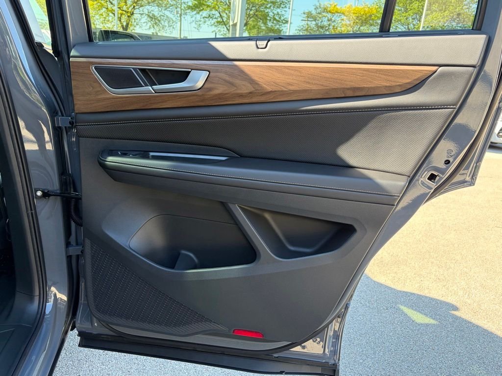 New 2026 Pure Gray Volkswagen 2.0T SE W/TECHNOLOGY image 21