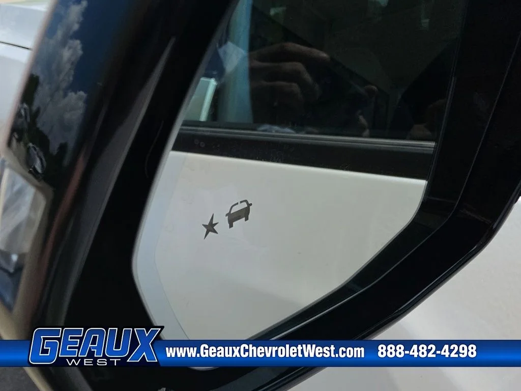 Used 2023 Beige Chevrolet Premier image 33