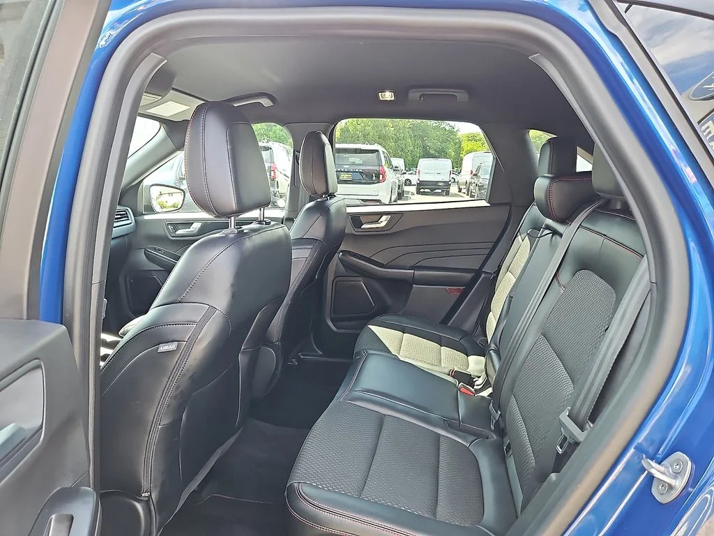 Used 2023 Blue Ford ST-Line image 10