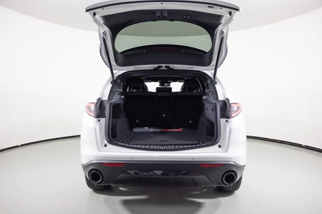 2025 Alfa Romeo Stelvio Base - Photo 11