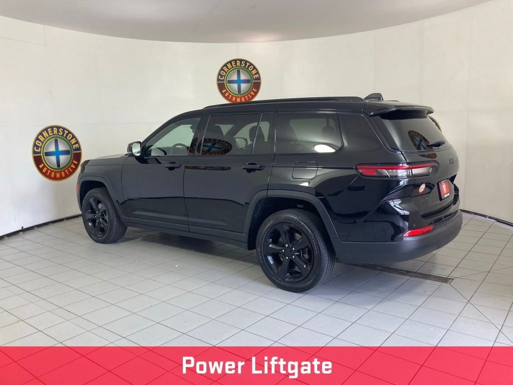 Used 2023 Black Jeep Altitude image 24