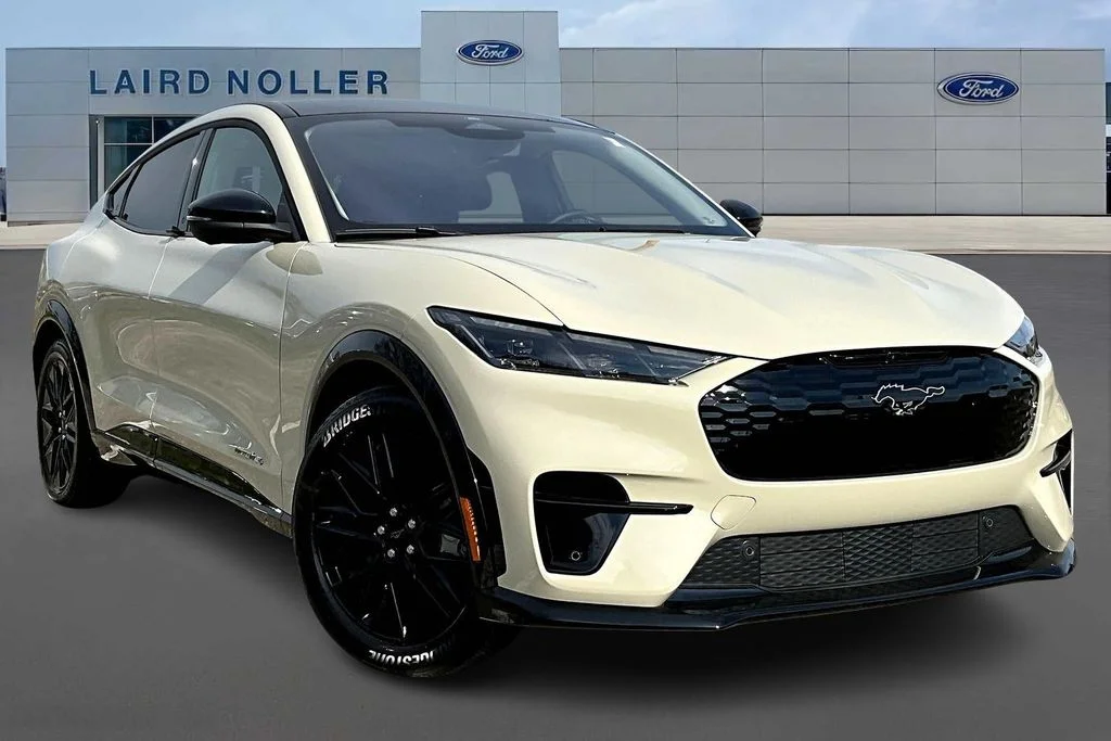 New 2026 Beige Ford Premium image 2