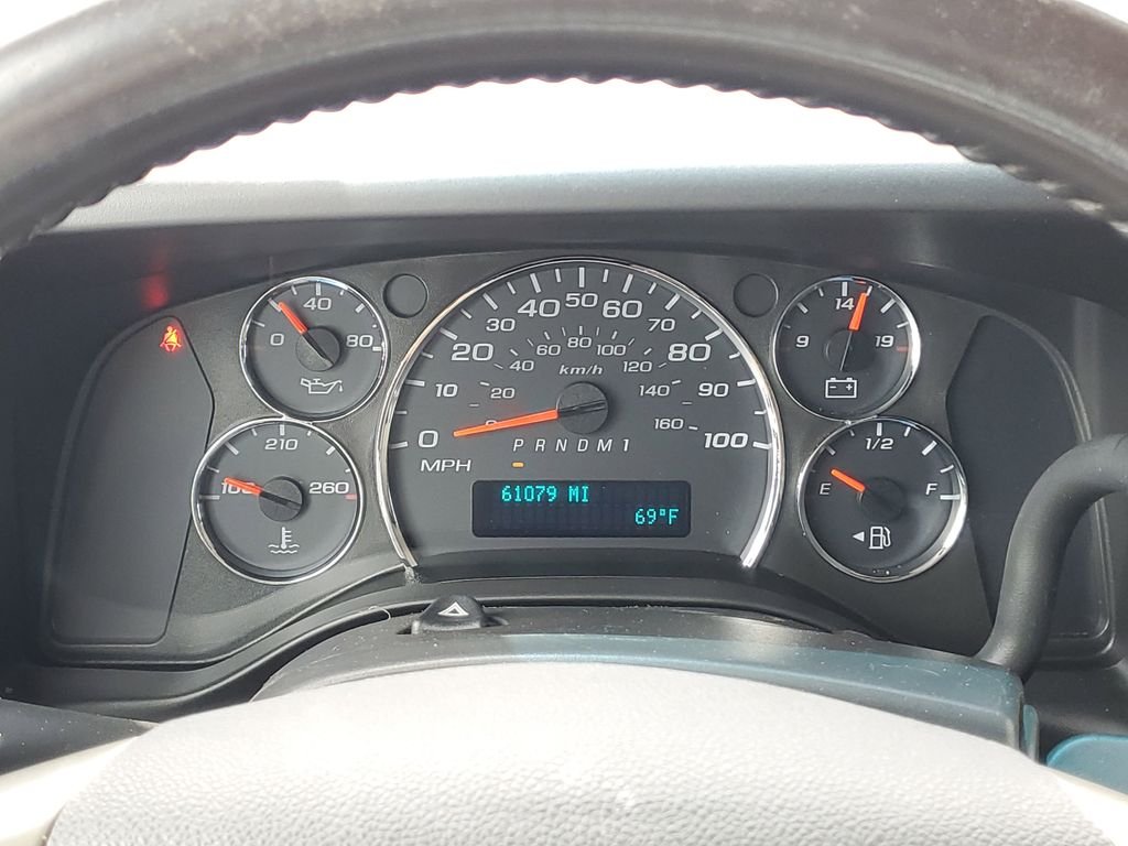 Used 2019 Cardinal Red GMC Work Van image 14