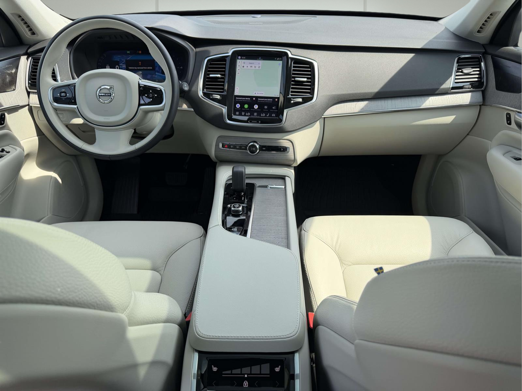 Used 2024 White Volvo T8 Plus Bright Theme 7 Passenger image 2