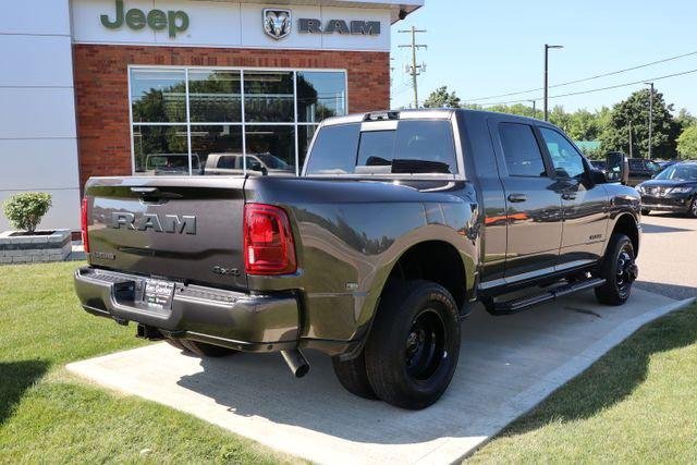 New 2026 Granite Crystal Metallic Clear-Coat Exterior Paint RAM LARAMIE image 53
