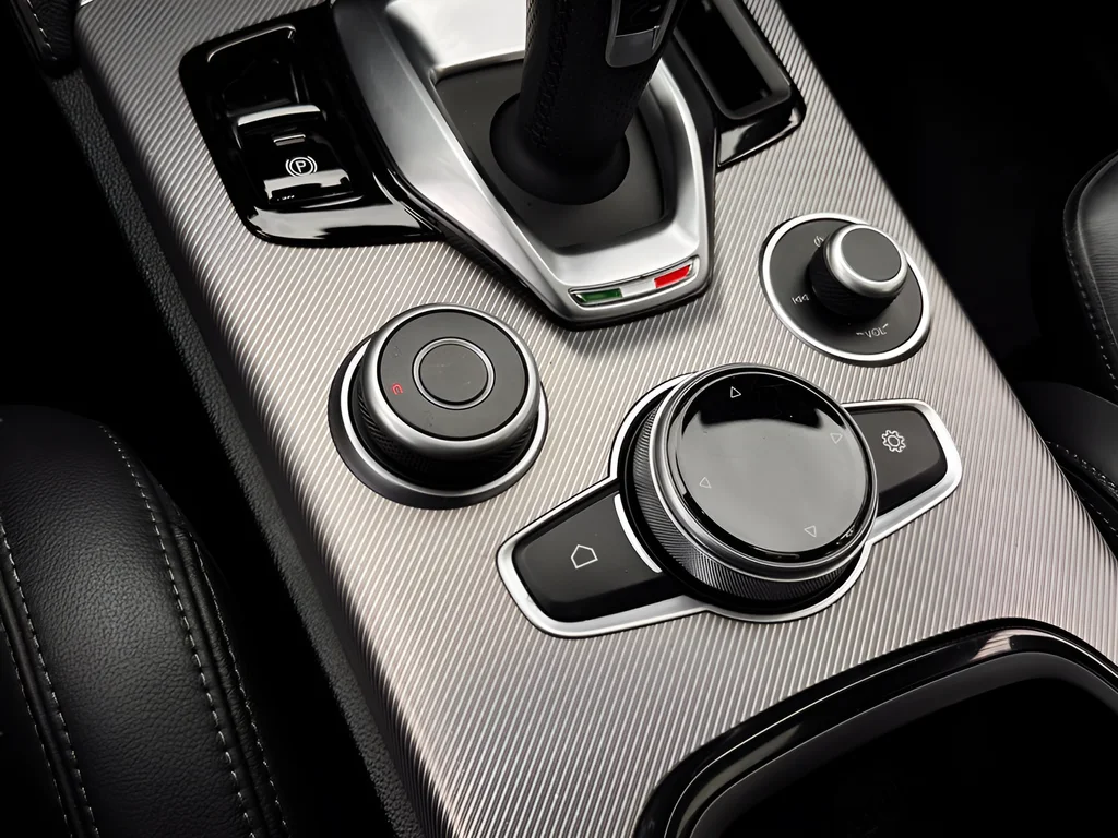 Used 2025 Red Alfa Romeo Base image 12