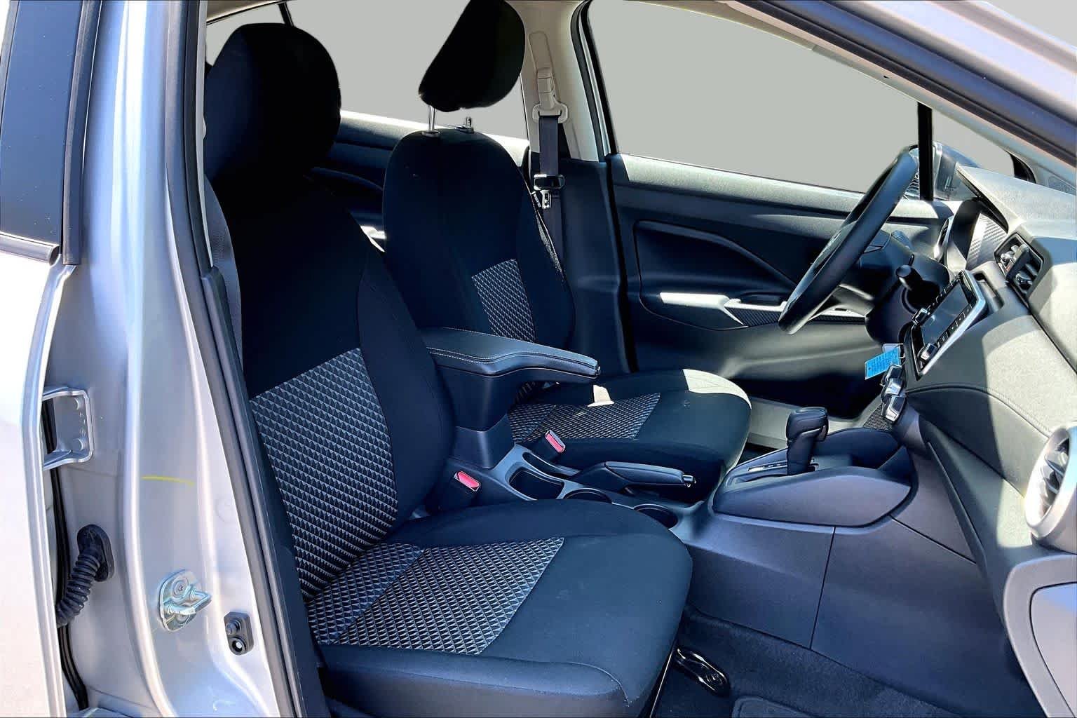 Used 2024 Brilliant Silver Metallic Nissan S image 9