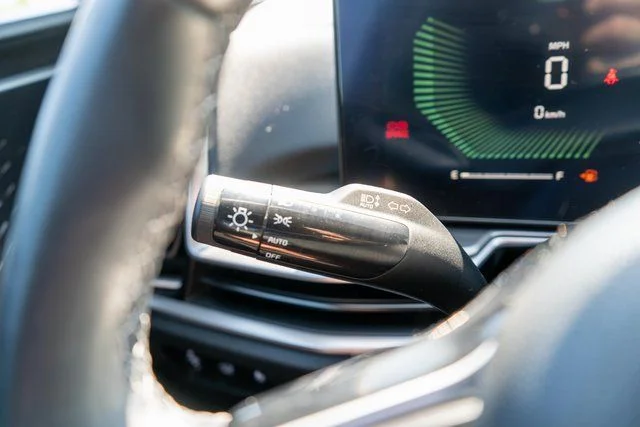 Used 2025 Black Kia EX image 25