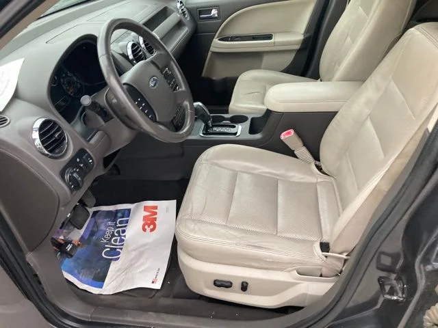 Used 2008 Gray Ford SEL image 4