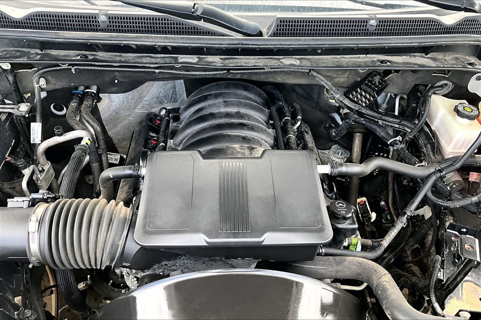 Used 2022 Summit White GMC Denali image 32