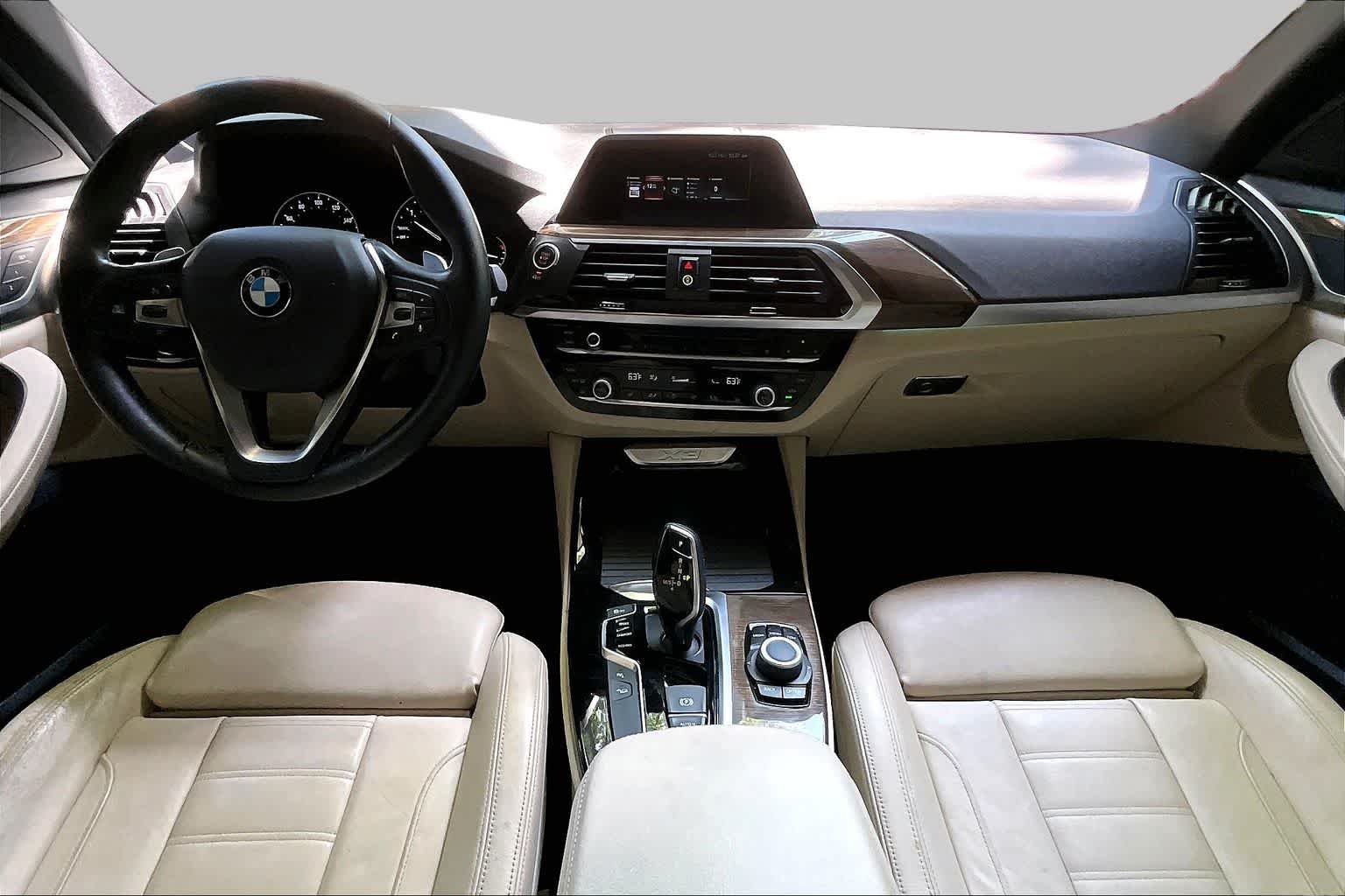 Used 2018 Phytonic Blue Metallic BMW xDrive30i image 15