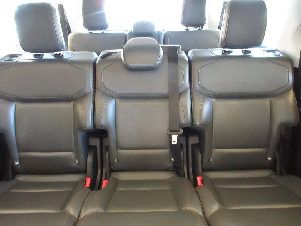 Certified Used 2025 Agate Black Metallic Ford Active image 22