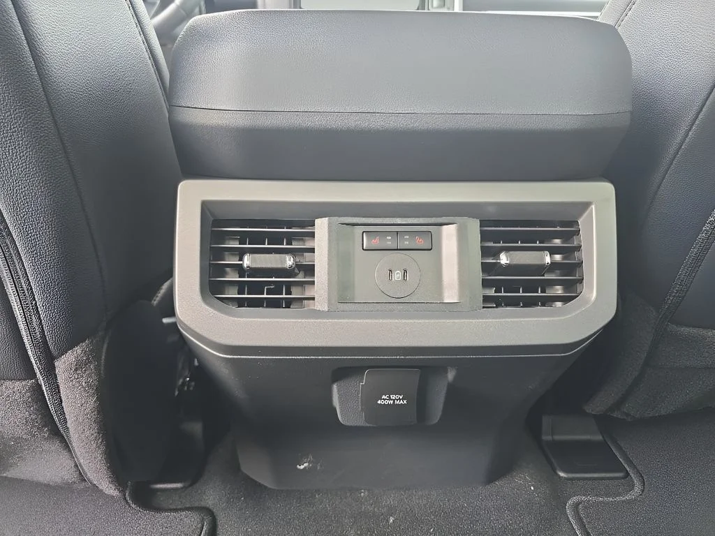 New 2026 Avalanche Ford F-250® Lariat® image 32