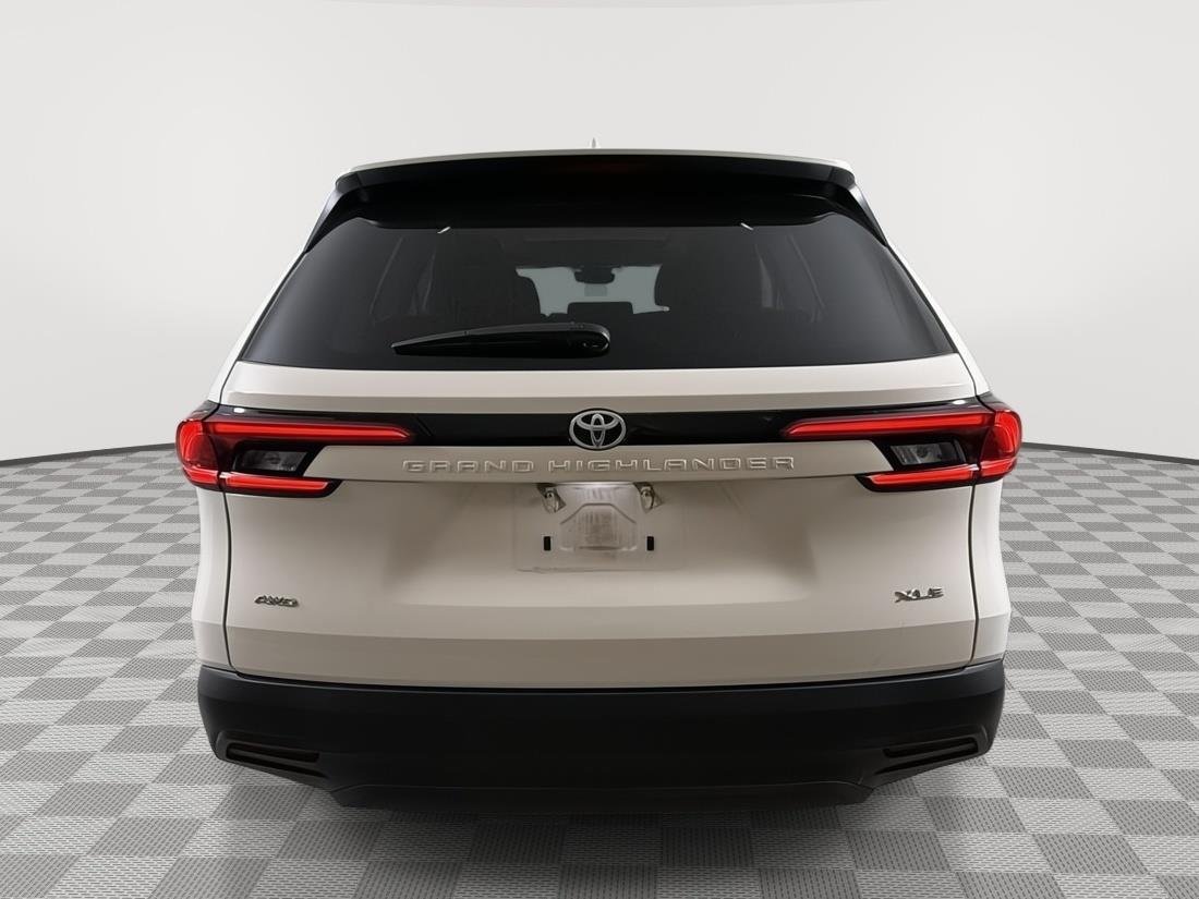Used 2024 Coastal Cream Toyota XLE image 13