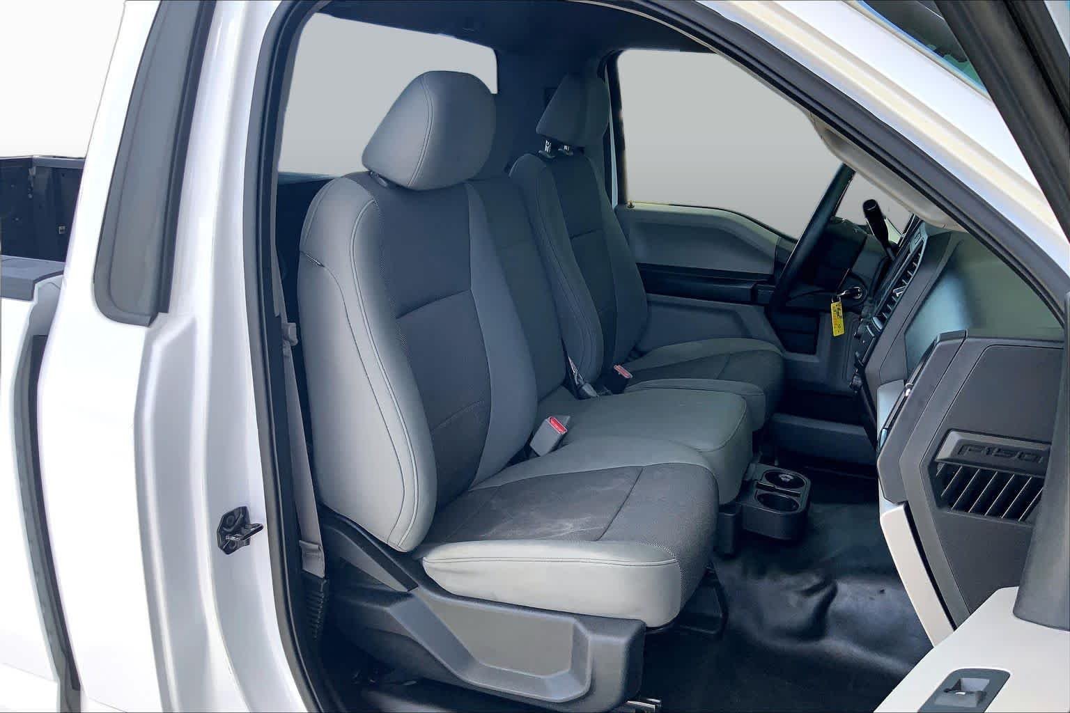 Used 2016 Oxford White Ford XL image 9