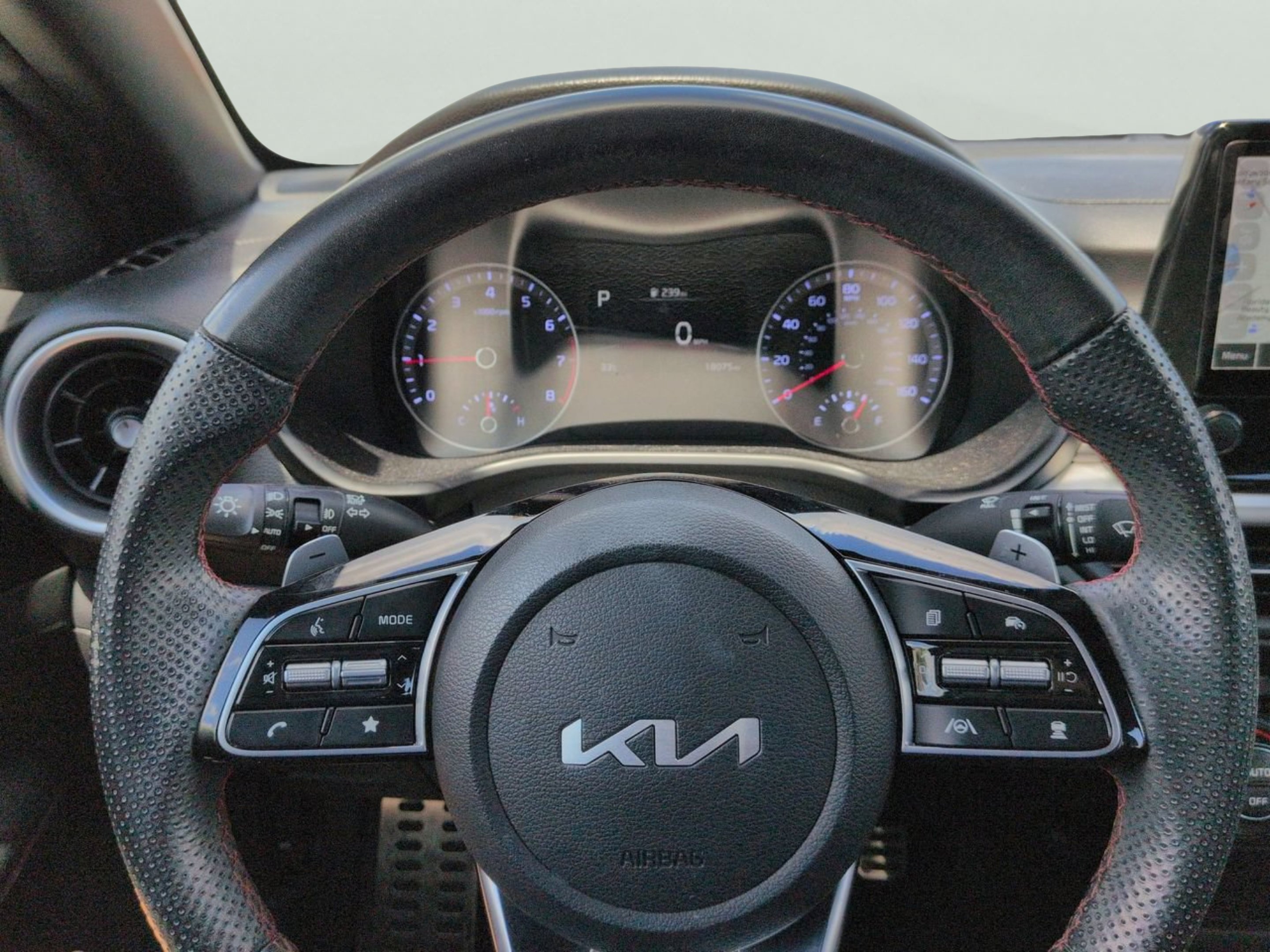 Certified Used 2024 Snow White Pearl Kia GT image 24
