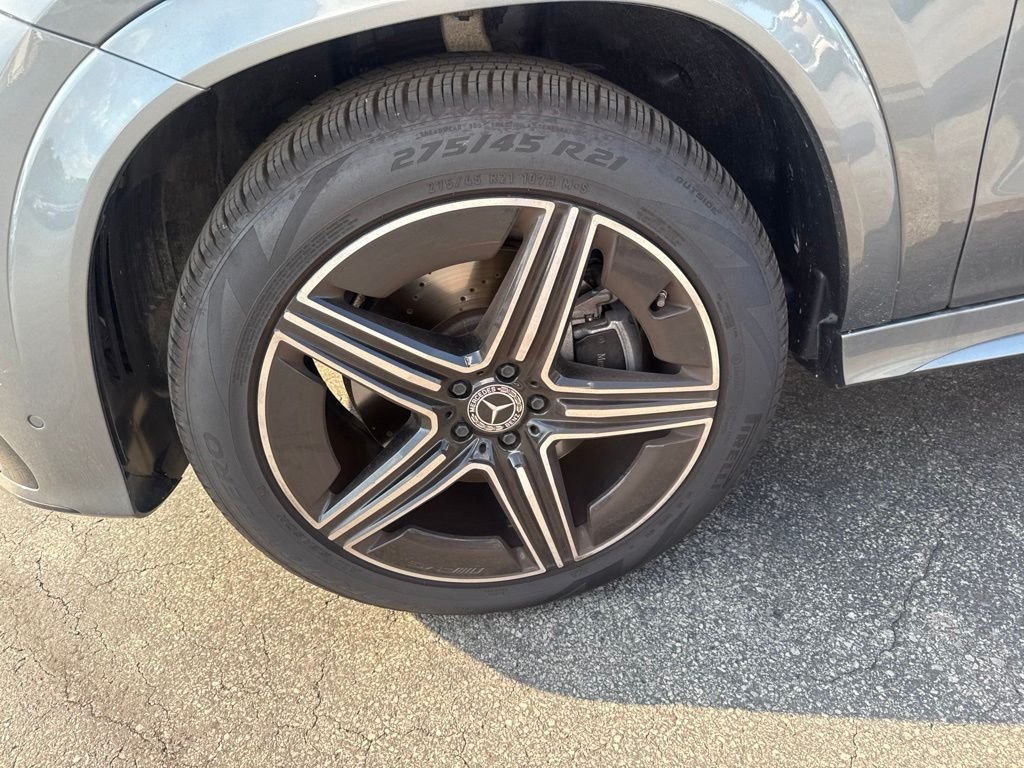 Used 2025 Selenite Gray Metallic Mercedes-Benz GLE 580 image 12