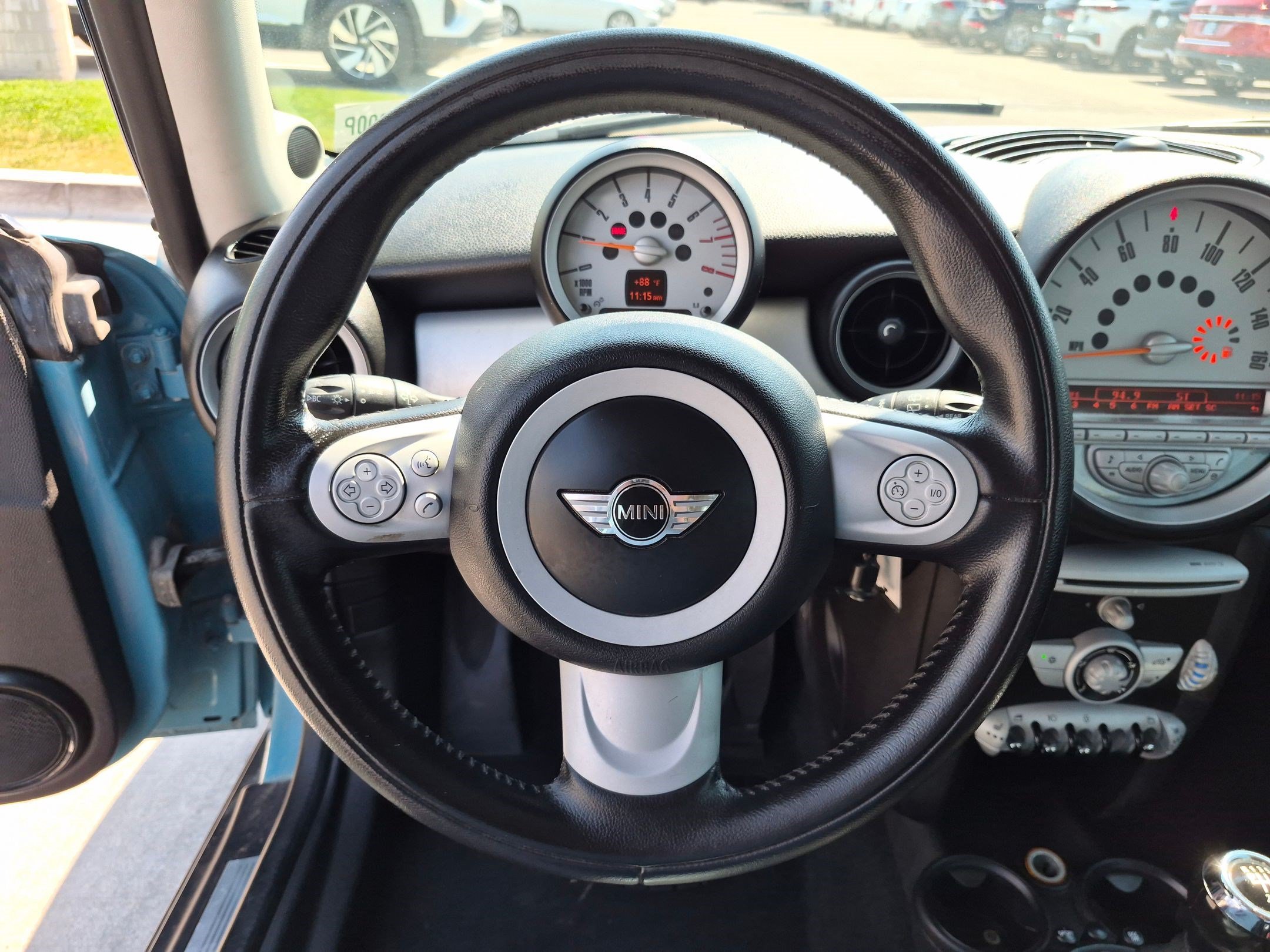 Used 2009 Oxygen Blue MINI Base image 13