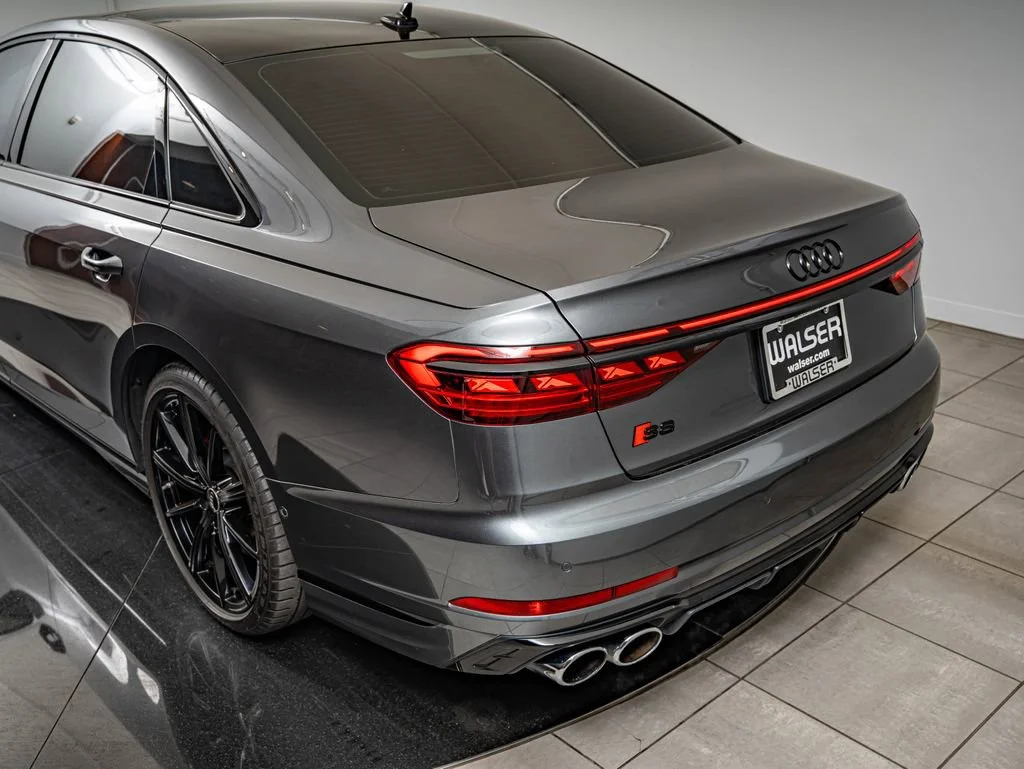 Used 2022 Daytona Gray Audi 4.0T image 18