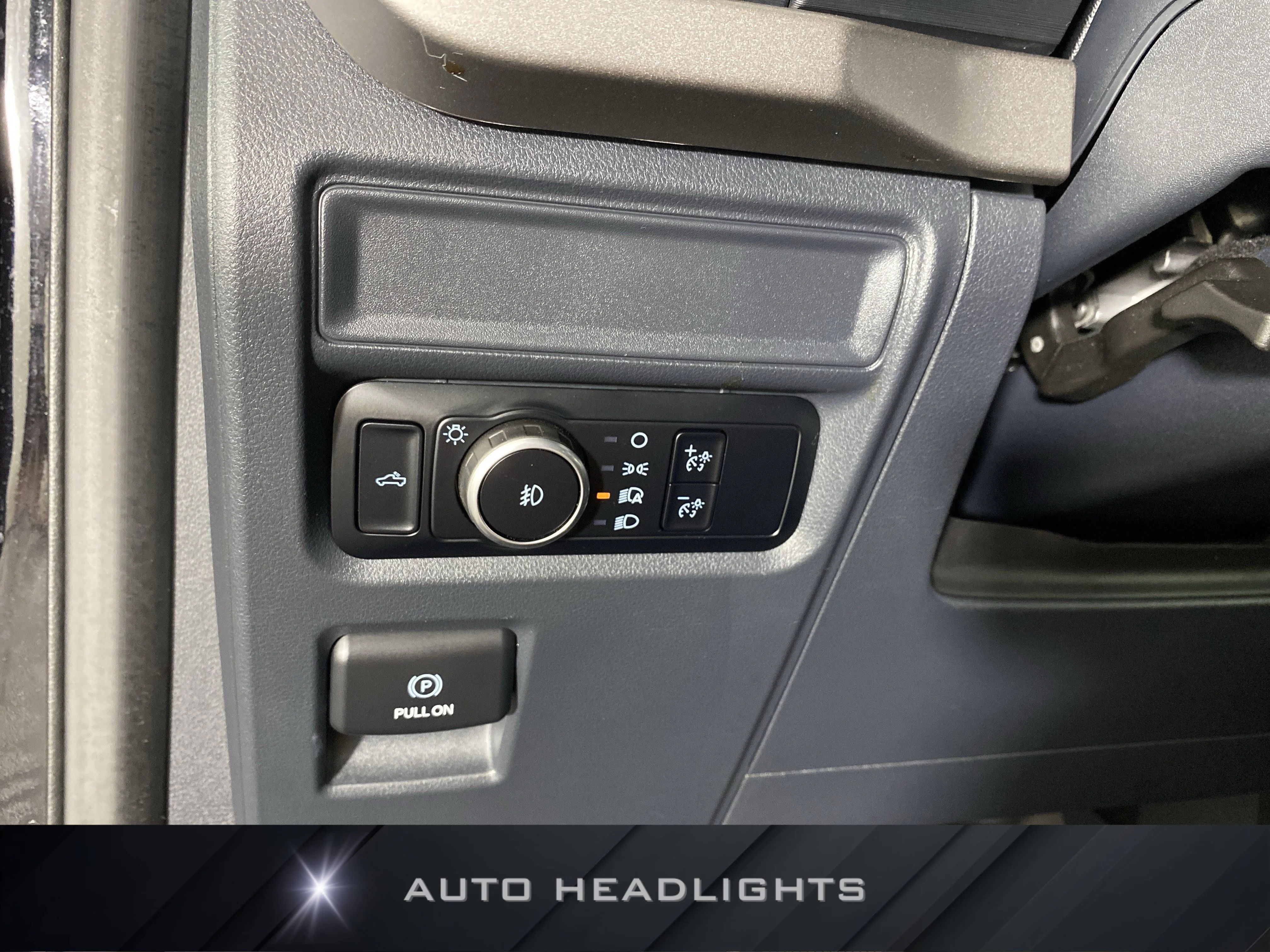 Used 2024 Black Metallic Ford XL image 24