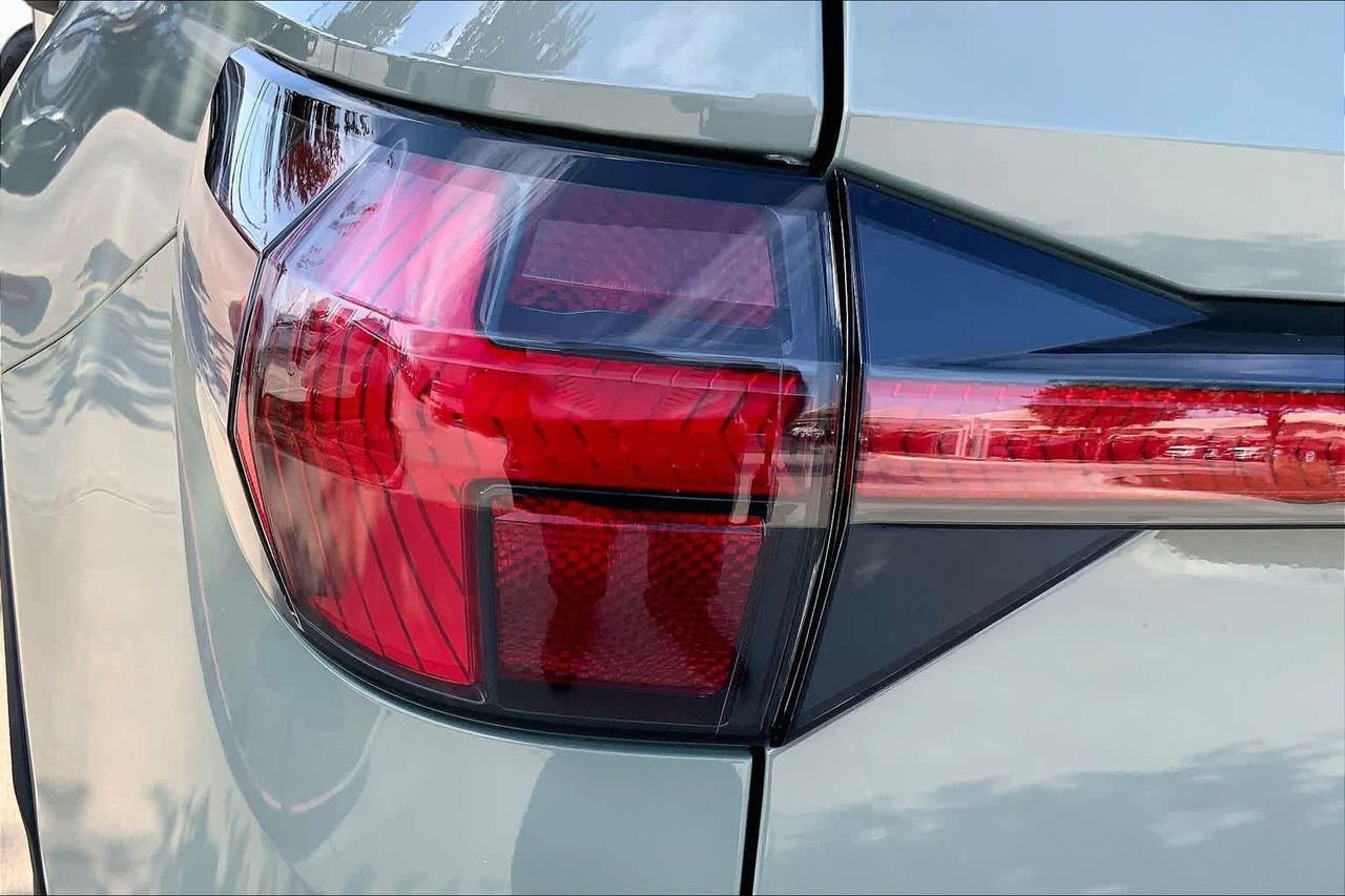 New 2027 Sage Gray Hyundai SE AWD image 14