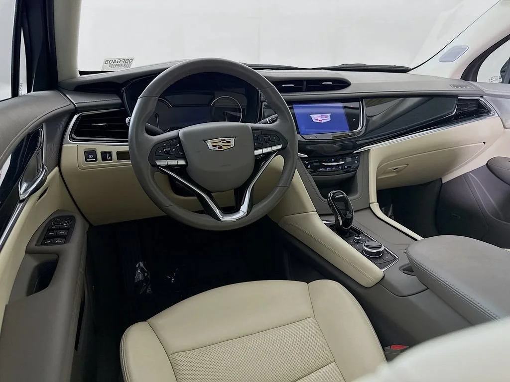 Used 2023 Wilder Metallic Cadillac Premium Luxury image 24