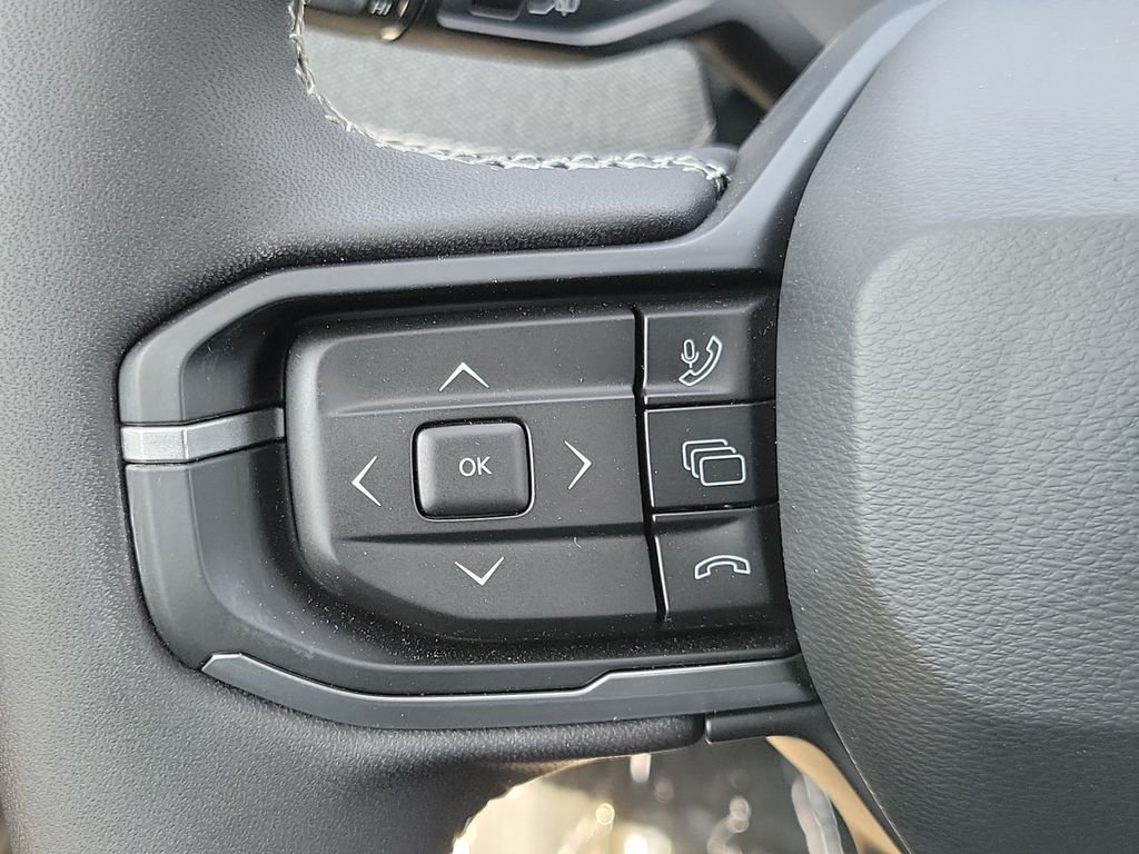 New 2026 Hydro Blue Pearlcoat Jeep Laredo image 22