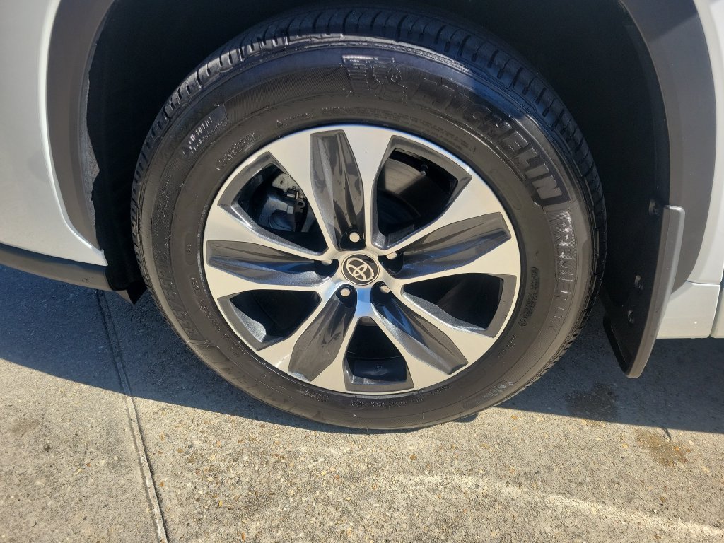 Certified Used 2026 Beige Toyota XLE image 23