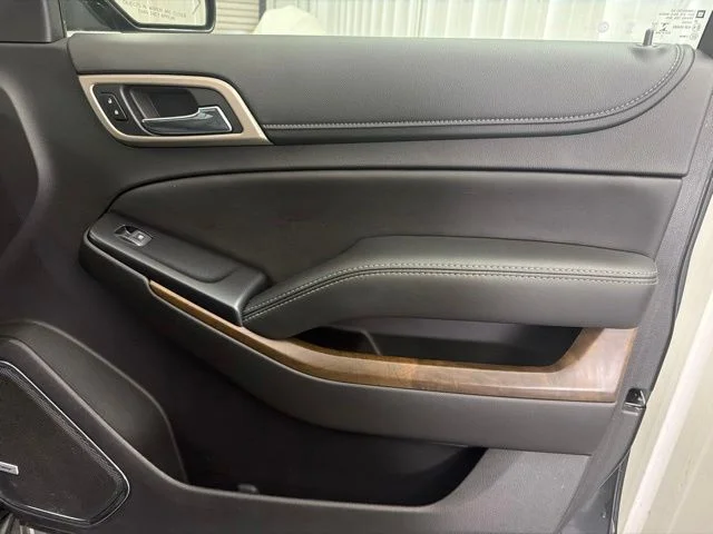 Used 2018 Onyx Black GMC Denali image 23