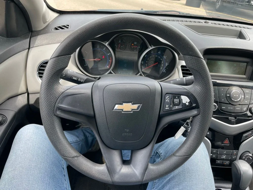 Used 2012 Autumn Metallic Chevrolet LS image 18
