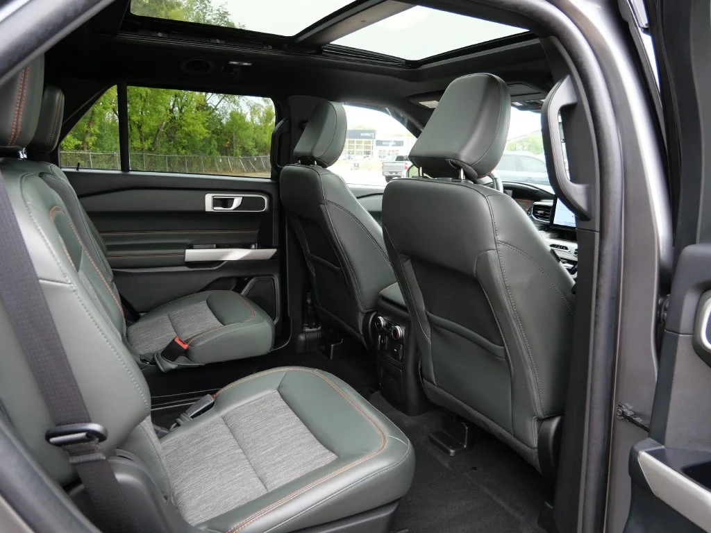Used 2023 Gray Ford Timberline image 13