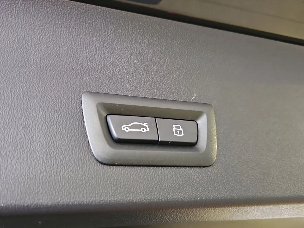Used 2026 Gray BMW 30 xDrive image 7