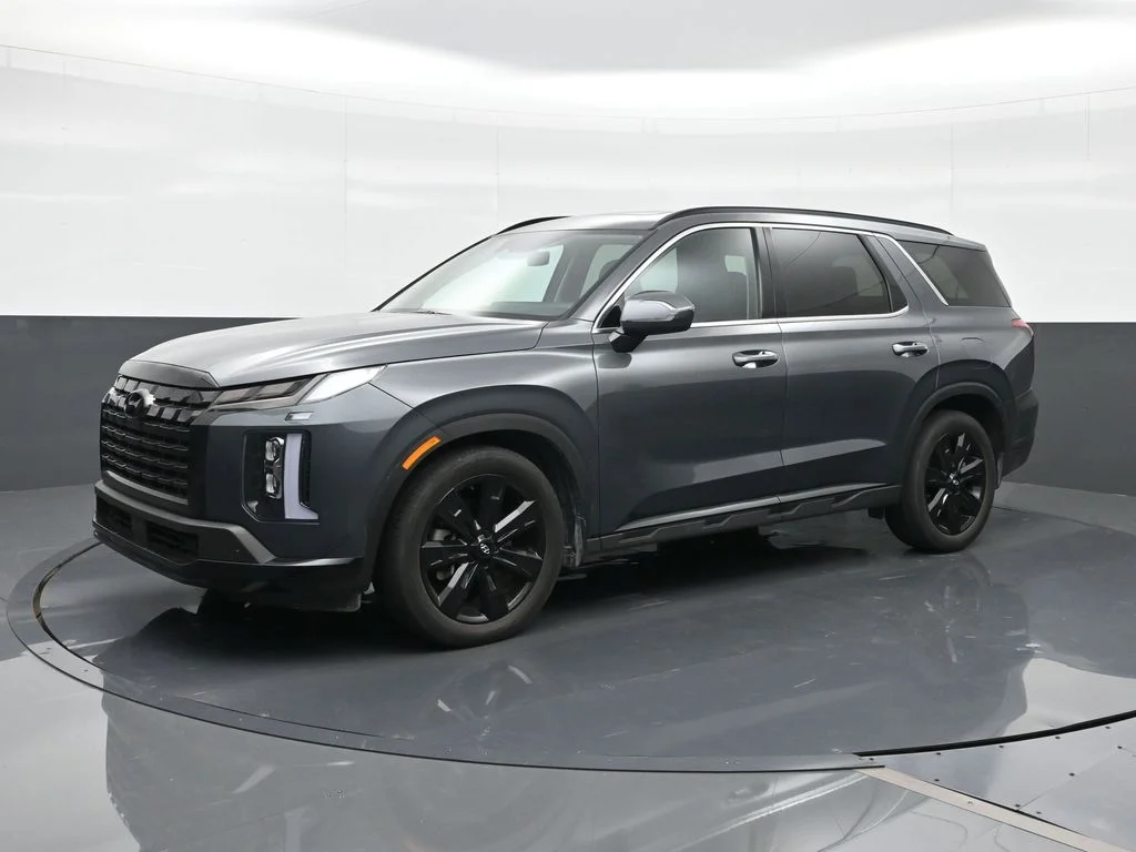 Used 2024 Gray Hyundai XRT image 1