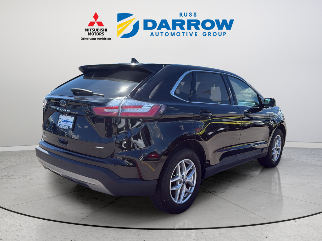 Used 2024 Black Ford SEL image 5