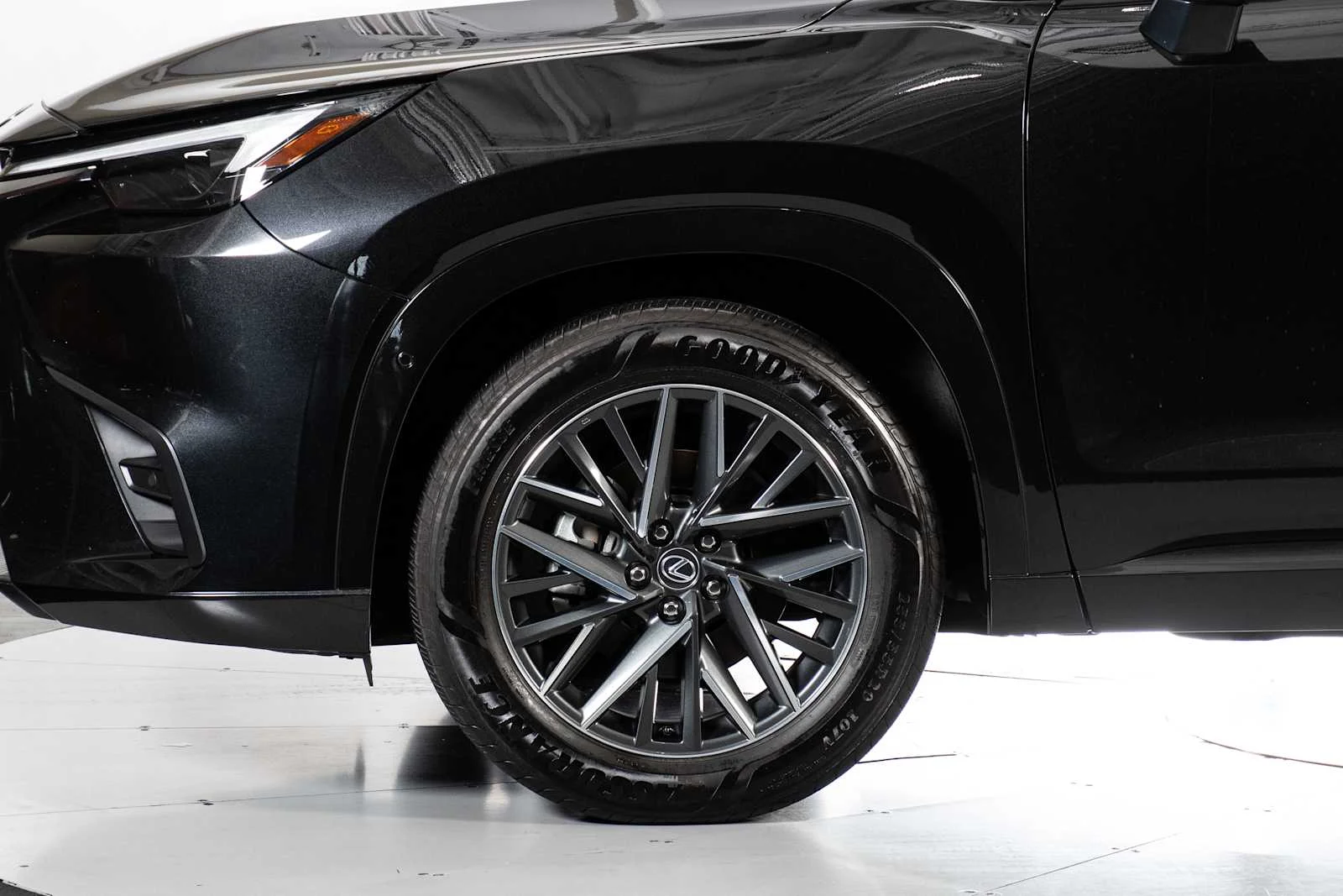 Certified Used 2025 CAVIAR Lexus Premium image 12