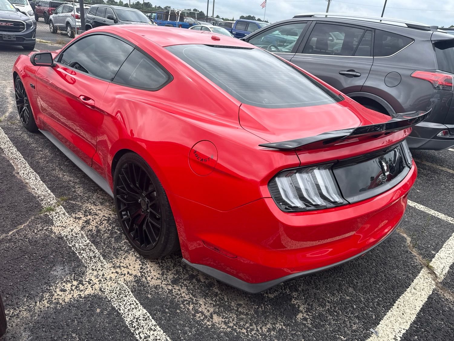 Used 2016 Red Ford GT Premium image 4