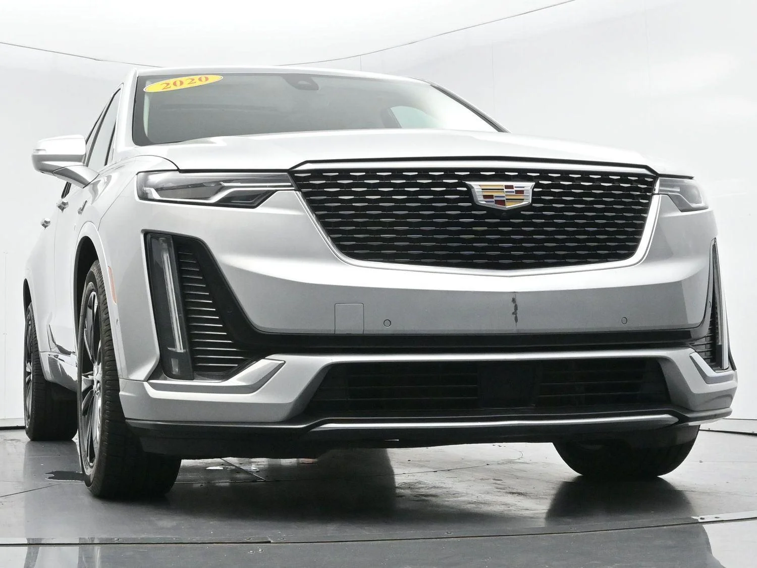 Used 2020 Radiant Silver Metallic Cadillac AWD Premium Luxury image 48