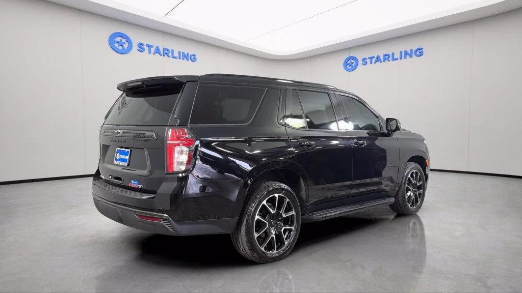 Used 2021 BLACK Chevrolet RST image 9