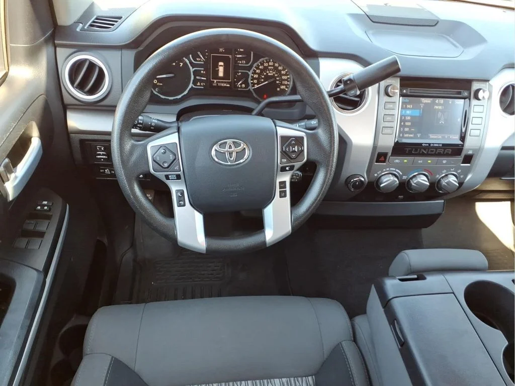 Used 2019 Gray Toyota SR5 image 14