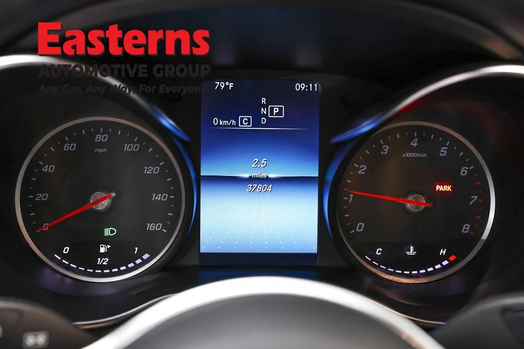 Used 2021 Black Mercedes-Benz GLC 300 image 17