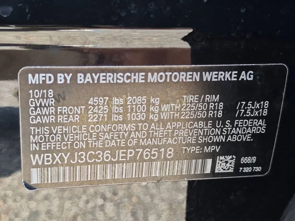 Used 2018 Black BMW sDrive28i image 31
