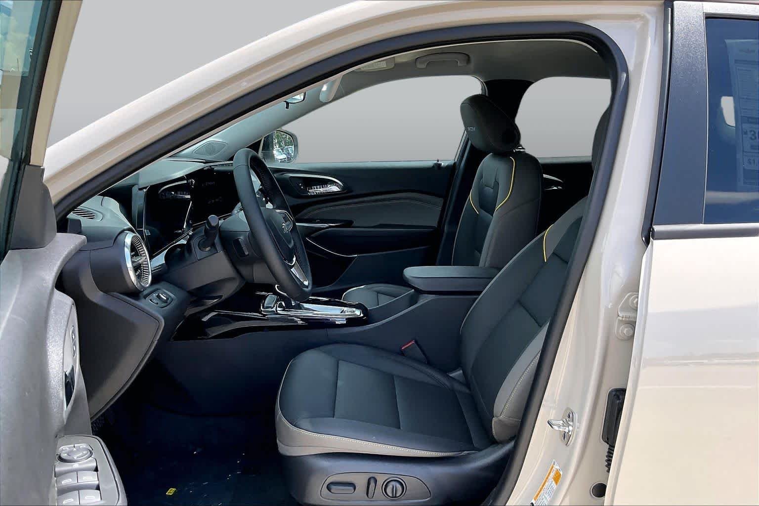 2026 Chevrolet Trax Activ - Photo 10
